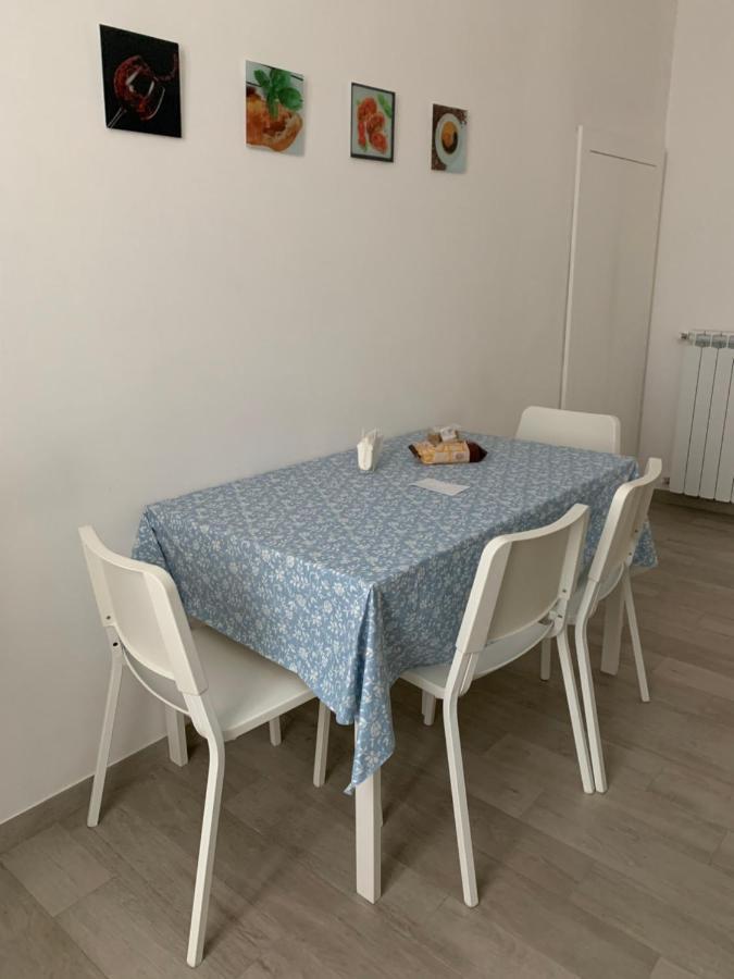 La Porta Di Carmy Lägenhet Neapel Exteriör bild